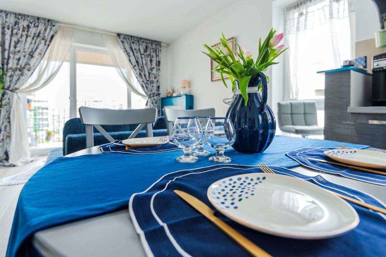Lovely Chic Studio, On A Beautiful Promenade Apartment Brasov Ngoại thất bức ảnh